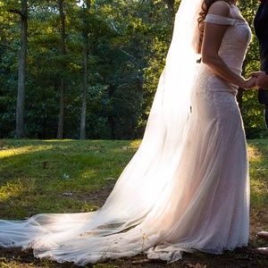 NEVER-WORN MELISSA SWEET Swag Sleeve Layered Lace Trumpet Wedding Dress